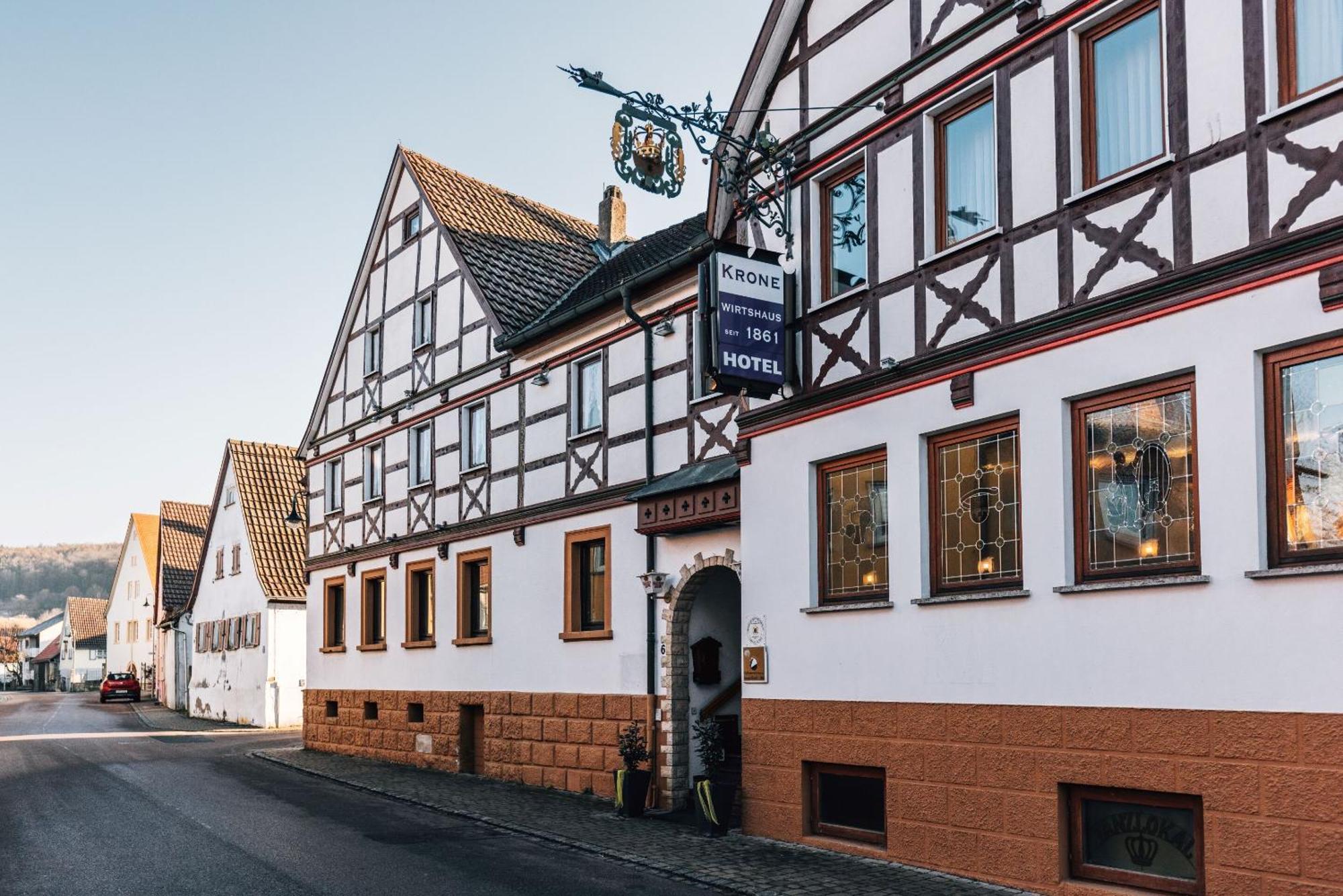 Krone Das Hotel Tauberrettersheim Eksteriør billede